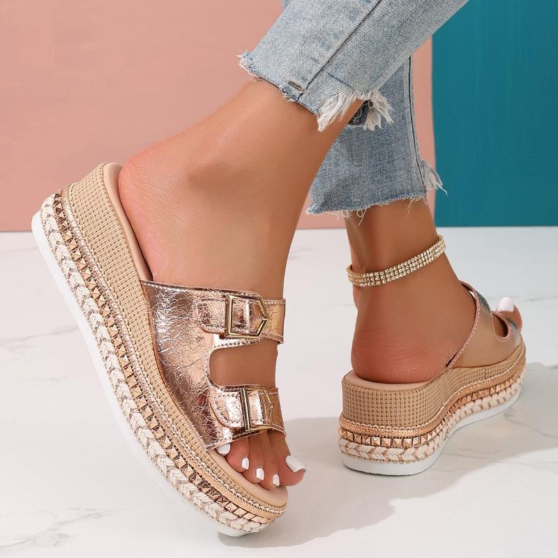 Summer new large size open-toe belt buckle thick-bottomed cool slippers women's slope heel rivet muffin bottom one-word slippers