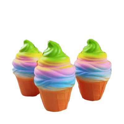 Neues, farbenfrohes, matschiges Spielzeug mit Eiscreme-Brot-Kuchen-Duft, langsam steigendes Telefongurt-Design, weiches Quetschspielzeug zum Stressabbau für Kinder, Weihnachtsgeschenk