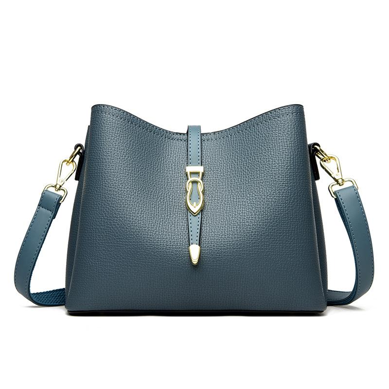 Large Capacity Bag, Single Shoulder Bag, New Stylish Women s Crossbody Bag, Simple and Versatile Bucket Bag