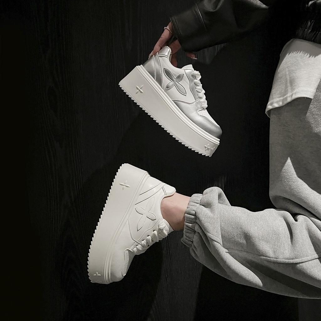 Dicke Sohle Leder Rundkopf Kleine weiße Schuhe für Damen Frühling neu Muffinsohlen erhöht High-Heel Schnürschuhe Casual Board Schuhe für Damen