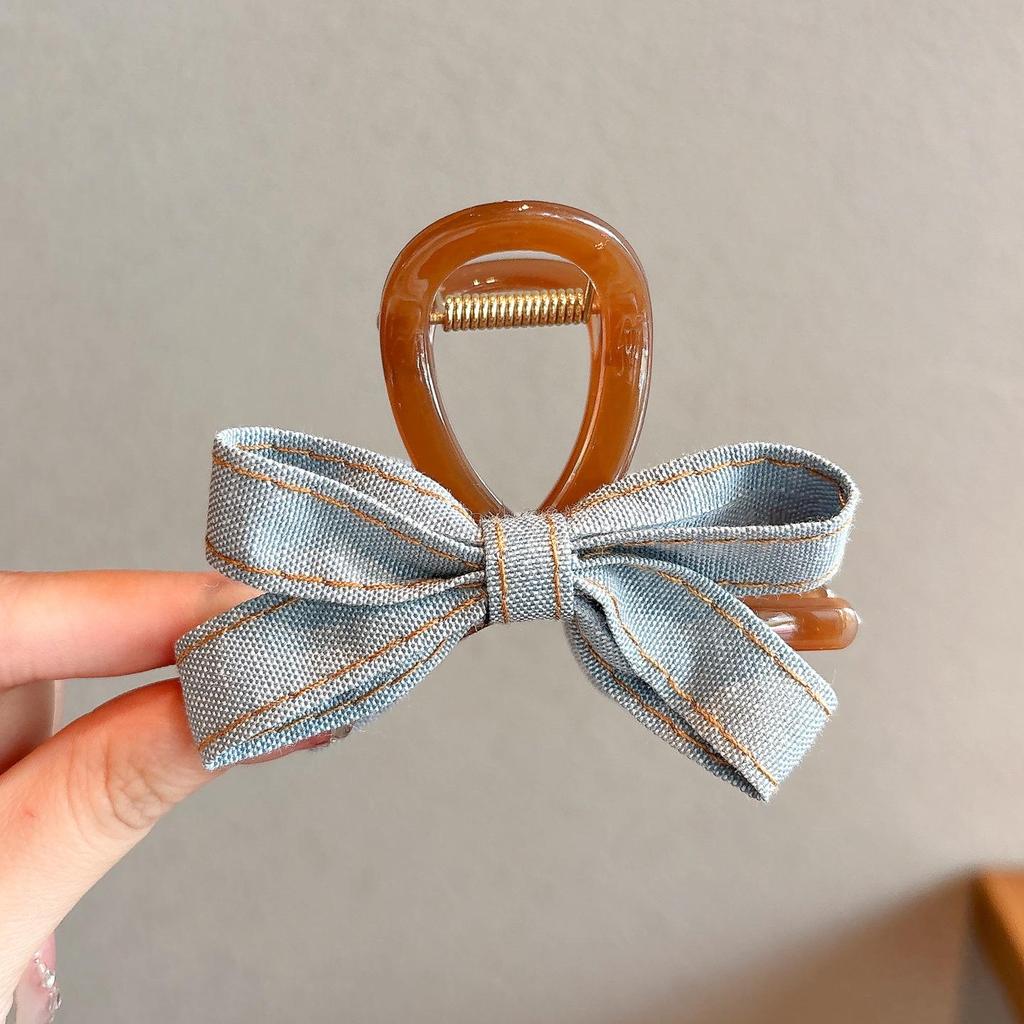 Elegant French Retro Small Shark Hair Clip for Thin Hair