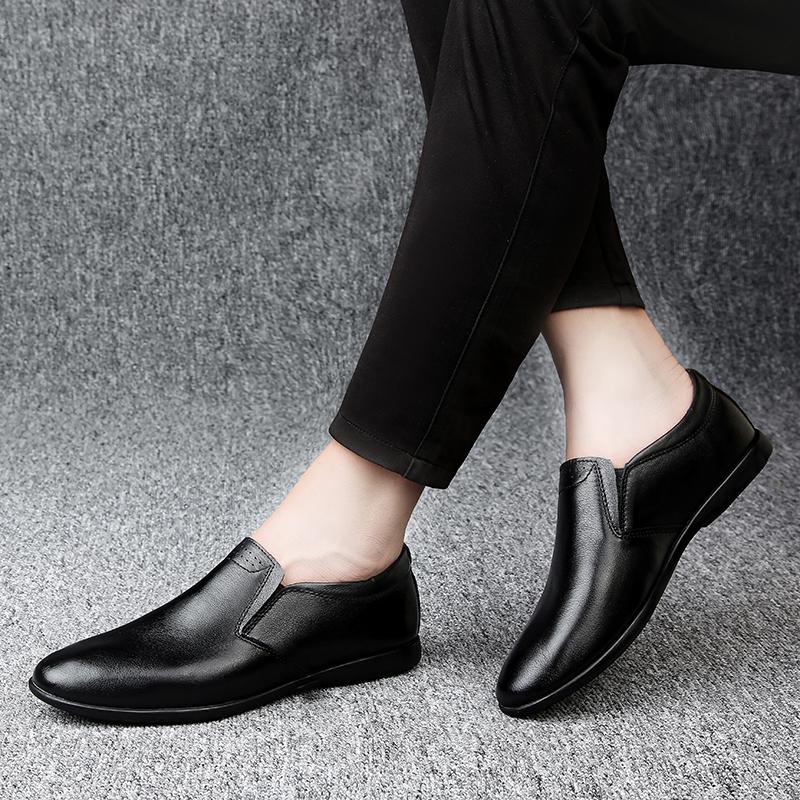 Men Casual Shoes Men's Genuine Leather Fashionable Breathable Peas Shoes Trend Black All-match Wear-resistant Flat Shoes