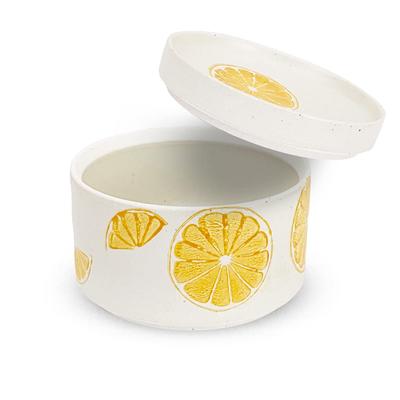 J-kitchens Kunzangama Canister (Small Plate with Lid), Microwave-Safe, 280cc Capacity, 11cm Diameter X 7.5cm Height, Ceramic Storage Container, Lemon