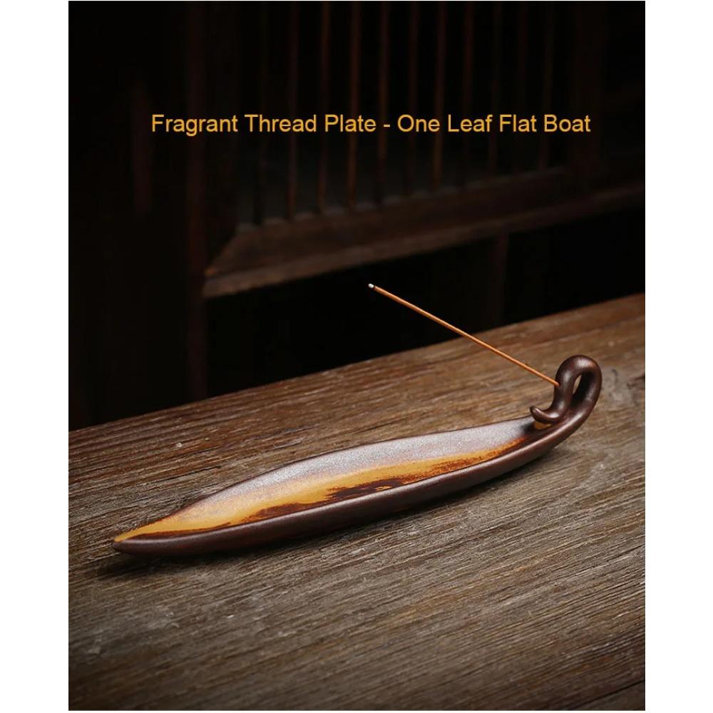 Chinese Style Retro Fishing Line Incense Burner, Home Decoration with a Flat Boat Lying Incense Diffuser Incense Pedestal