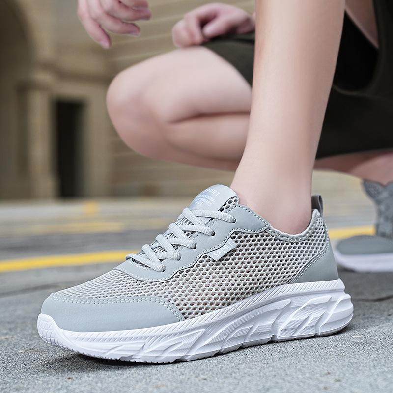 

Large size men s shoes through holes mesh breathable casual shoes summer light sports fashion running shoes size 39-48 48 светло-серый