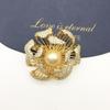 Fashionista BI Prepare exquisite and luxurious large freshwater pearl brooches and pins for autumn and winter sweaters, coats, and accessories