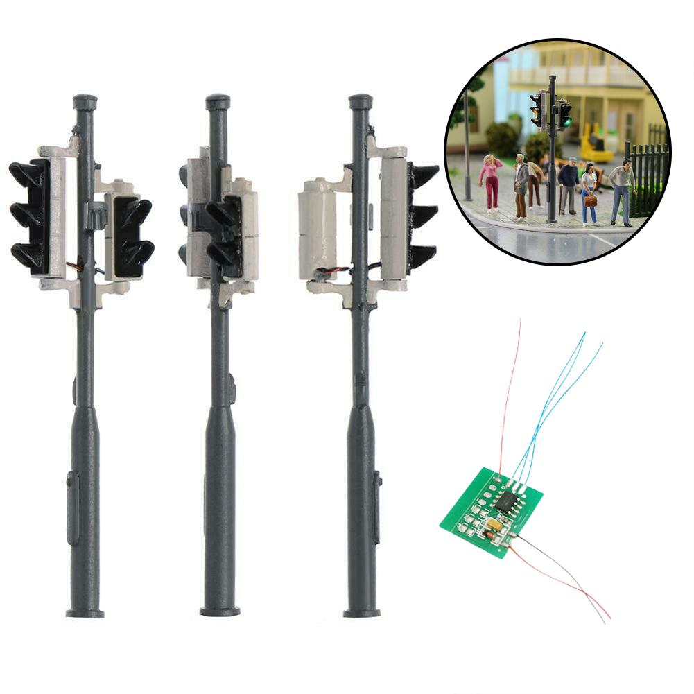 3 Stück Spur 00 H0 Ampeln mit Fußgängerampeln, LEDs und Bedienfeld Ideal für Bahn- & Gebäudelayouts