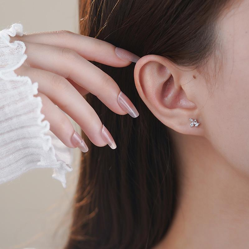 Zircon Earrings Are Sweet and Individual  Autumn and Winter Exquisite and Versatile Daily Commuting New Earrings