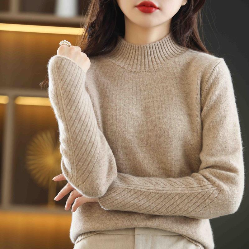 2024 A/W Women's Pure Wool Half-High Neck Loose Pullover Sweater