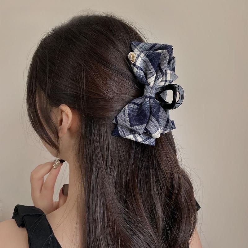 New bow clip, large checkered bow clip, girls' hair clip, fashionable and retro hair clip, durable winter hair clip