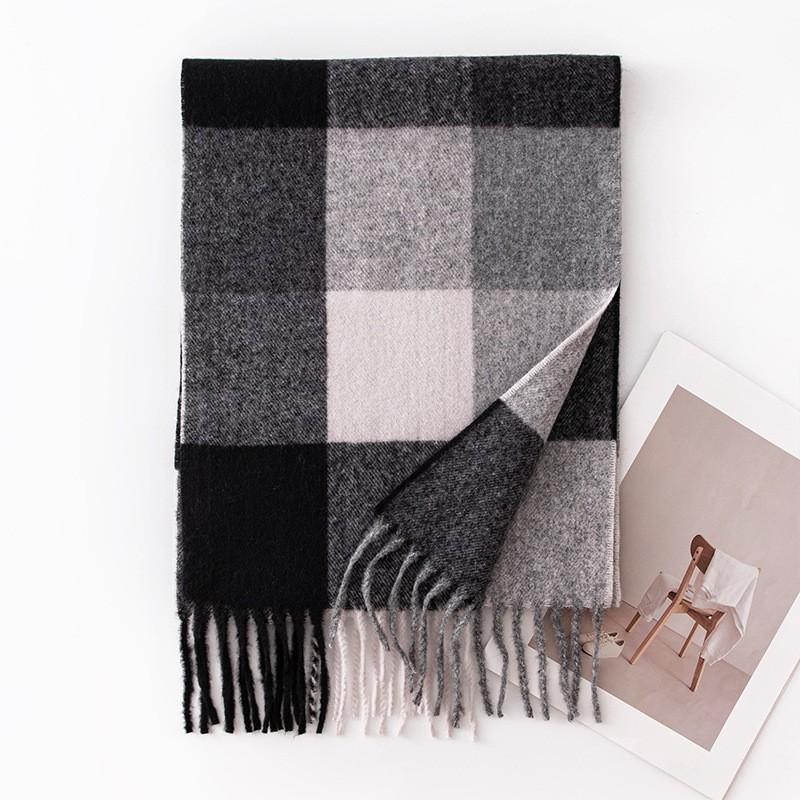 Autumn and Winter Classic British Imitation Cashmere Scarf Winter Plaid Warm Tassel Scarf Couple High End Atmosphere Scarf