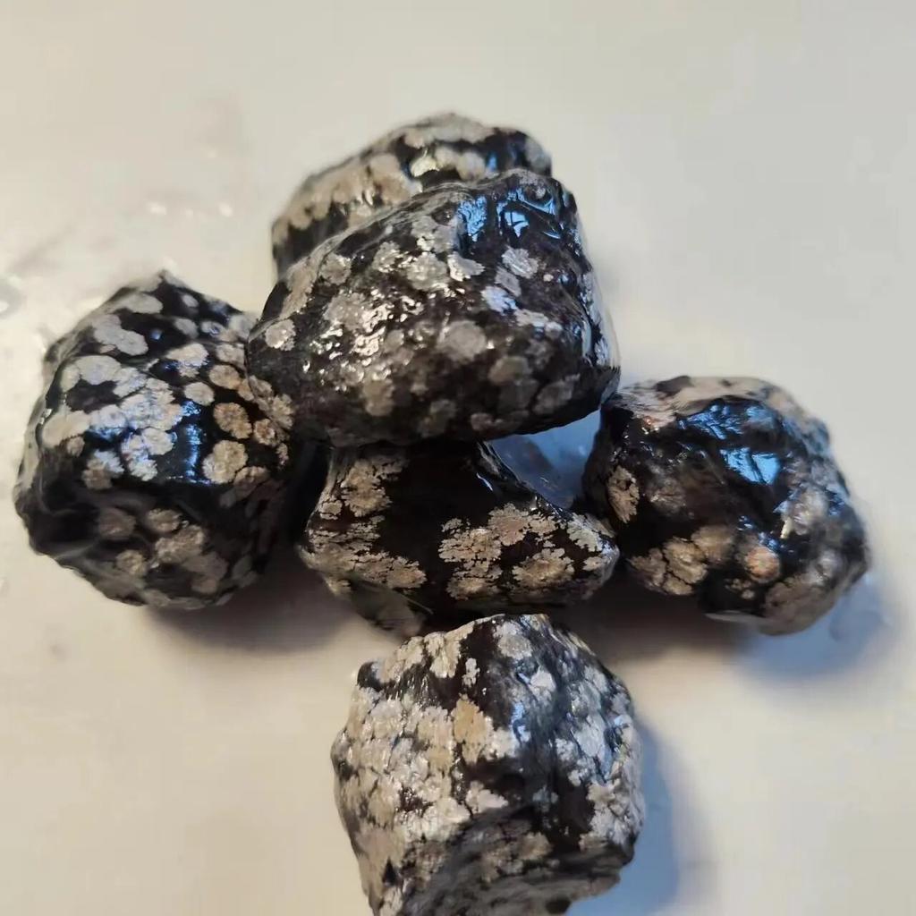Natural Snowflake Obsidian Raw Material Stone Rough Crystal Healing Stone Reiki Healing Size Energy Healing Stone