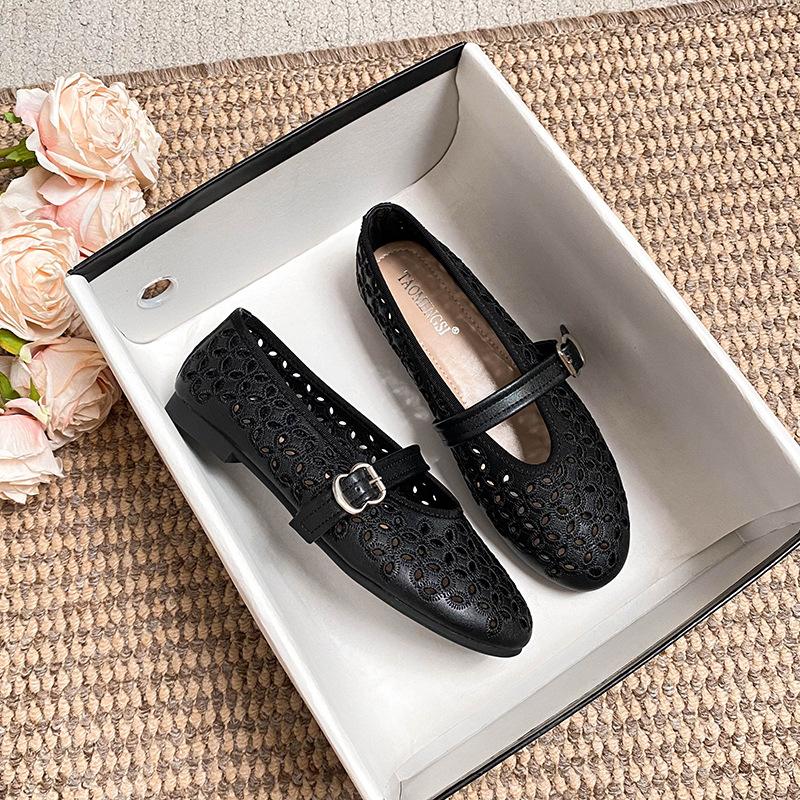 - Hollow Mary Jane shoes embroidered thread comfortable and breathable flat bottom shallow mouth single shoes