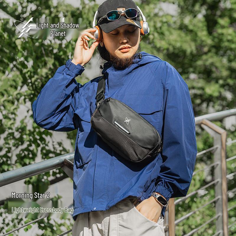 GYXX Morning Star 2 Unisex Crossbody Bag Medium