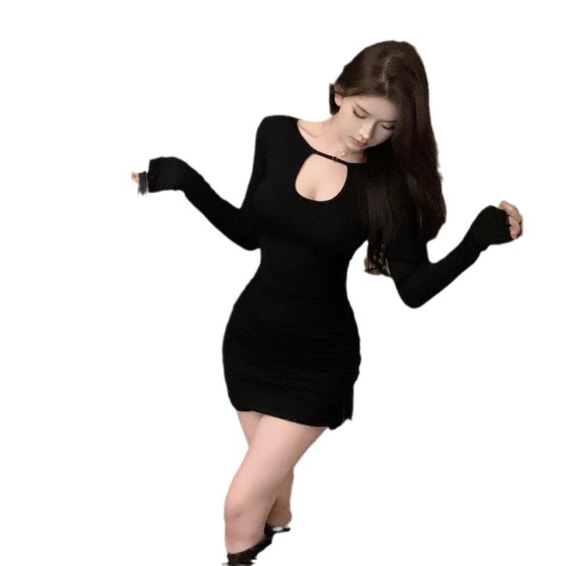 Maillard Shows Her Figure and Neck Dress, Women's Autumn and Winter Pure Desire, Sexy Hip-wrapped Mom Short Skirt, Base Skirt, Inner Skirt.