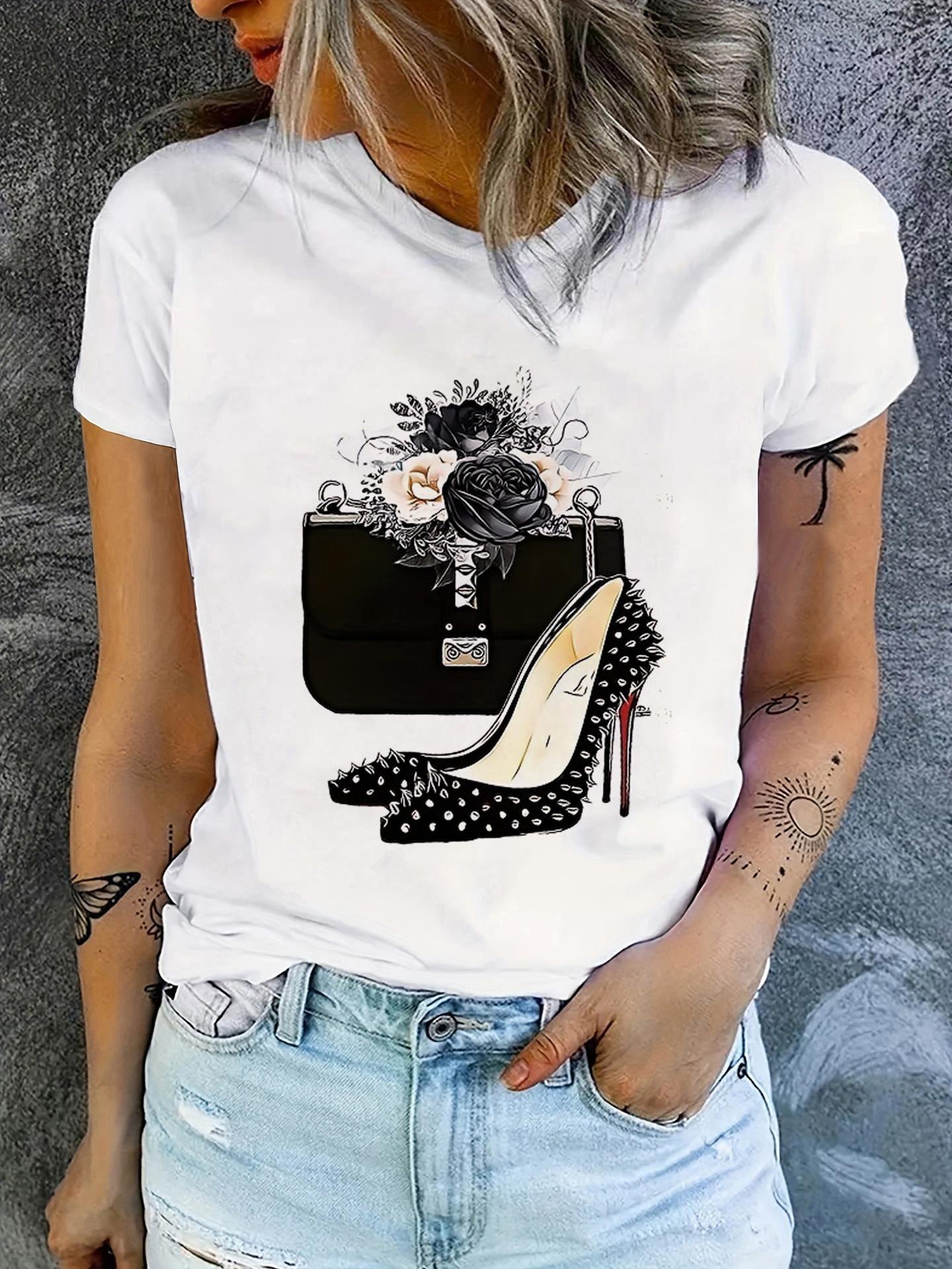 Chic Black Bag & Heel Women s Tee - Floral Accent Fashion Graphic, Stylish Trendy Print for Casual Daily Wear S