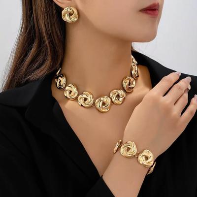 Trendy Vintage Geometric Wrap Circle Necklace Bracelet Stud Earrings Jewelry Set Fashion Personality Women's Sleeves