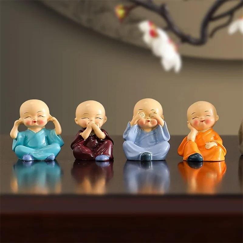 4Pcs Little Monk Resin Statues Adorable Mini Craft Ornaments for Car Dashboard Office Desk Home Living Room Decor