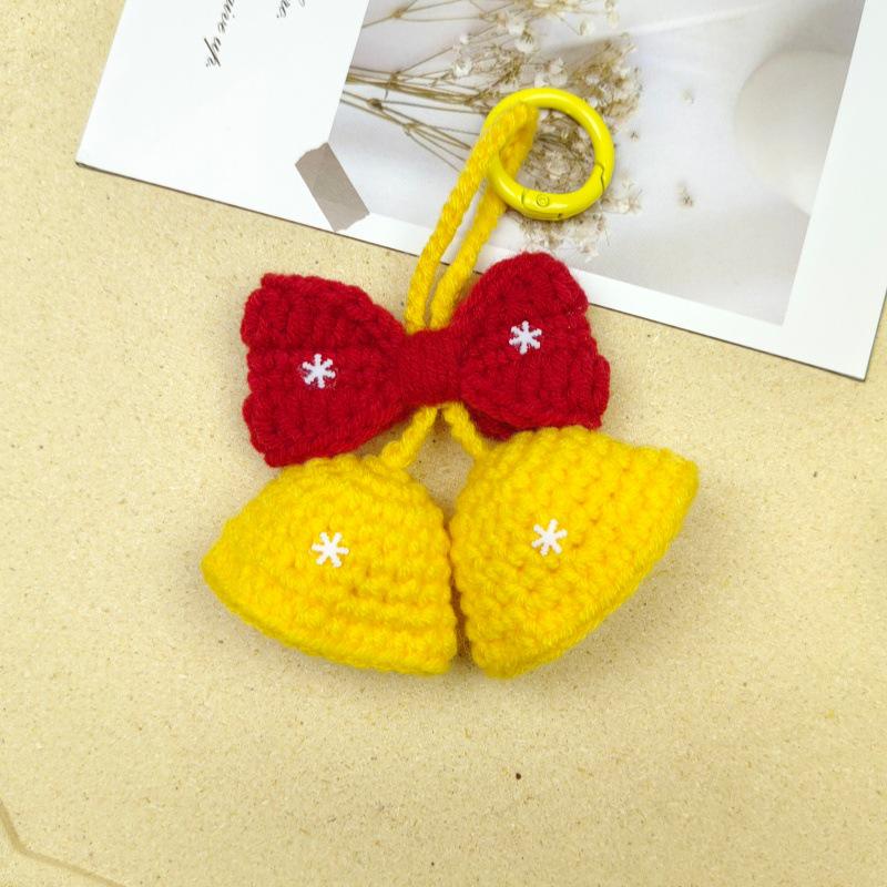 Handmade Crochet Christmas Keychain Pendant – Cute Bag Decoration & Small Gift