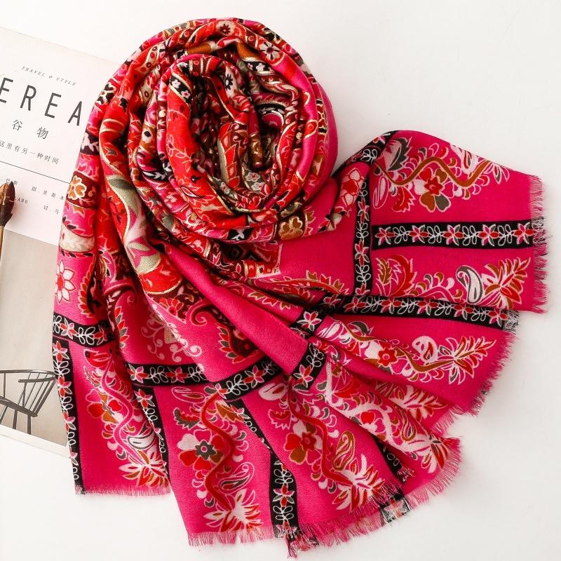 Bohemia Retro Paisley Women Scarf Shawl Cotton Linen Feeling Tassel Pashmina Muslim Hijab Wrap Lady Viscose Scarf Foulard