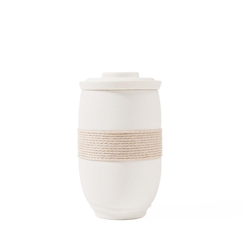 Japanese Style Tea Cup Separation Tea Cup Home Office Travel Portable Filter Ceramic Tea Cup 285ML Tea Cup Set Ceramic Mug