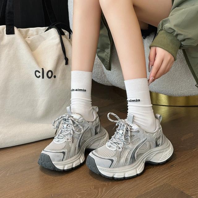 2025 Autumn New European Breathable Dad Shoes Women's Versatile Lightweight Soft-soled Sports Shoes Casual Shoes Women's Trend