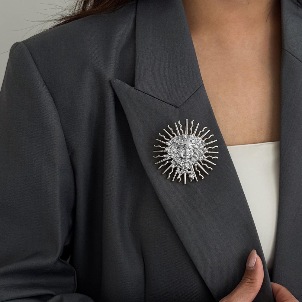 Silver Sun Goddess Brooch Gold Color Coral Brooch Exquisite Metal Geometric Pin Women