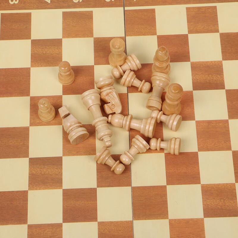 Brangdy Wooden Folding Chess Set