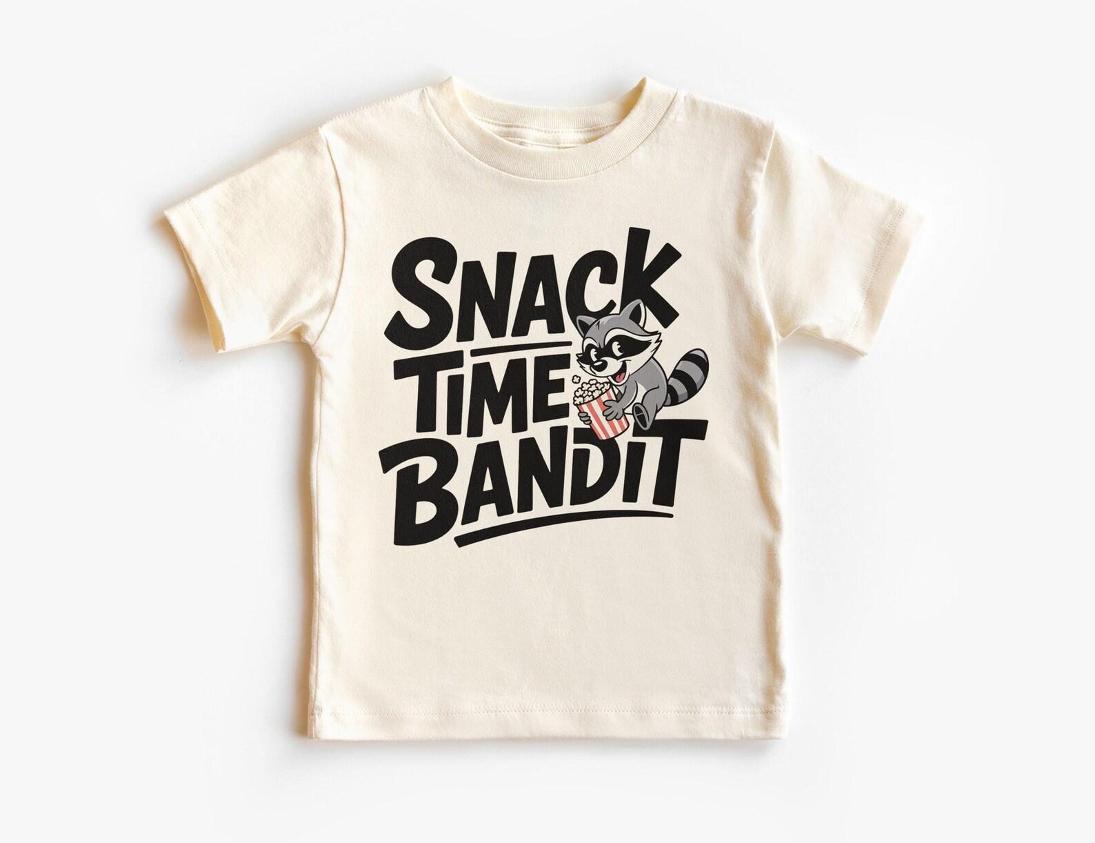 Snack Time Bandit Raccoon Kids Shirt – Funny Popcorn Thief Unisex Tee – Cute Movie Night Animal Graphic T-Shirt – Boys Girls Gift 160