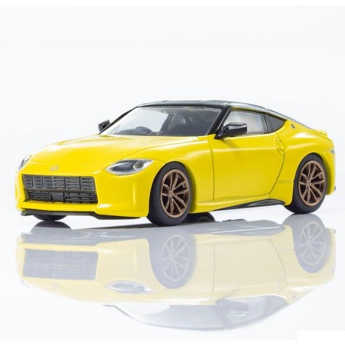 Kyosho MINI CAR & BOOK No.13 1/64 Nissan Fairlady Z Yellow