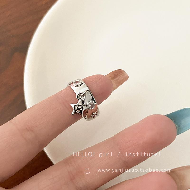 Elegant Butterfly Zircon Silver Ring: Women's High-End Luxury Style Jewelry