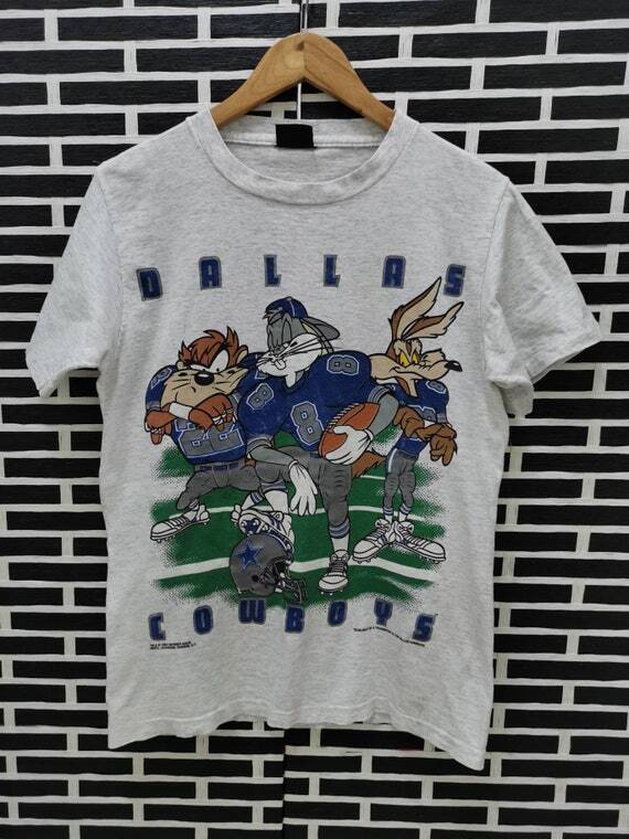 

26 1993 Dallas Cowboys Looney Tunes T-shirt NFL Bug Bunny Gray tee vtg NH1365 Unisex T-Shirt XXXXL