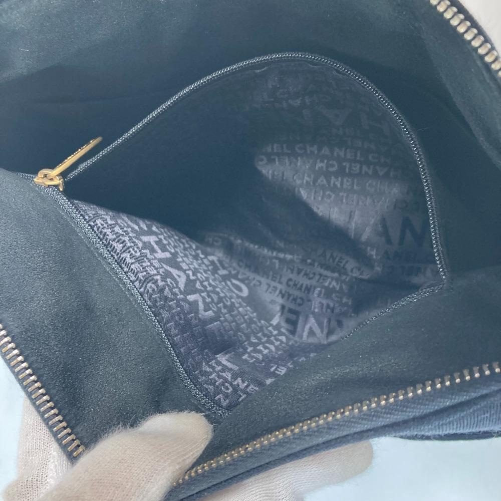 CHANEL Quilted Logo Chocolate Bar CC Mark accessory pouch Shoulder Bag Black