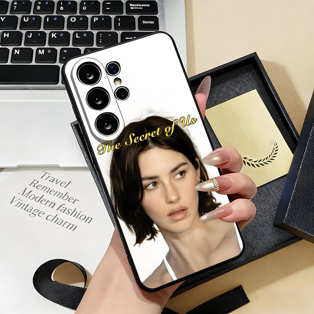 Singer G-Gracie Abrams Phone Case For Samsung S26 S25 S24 FE S23 S22 S21 Plus S20 Ultra Note20Ultra Black Soft Shell