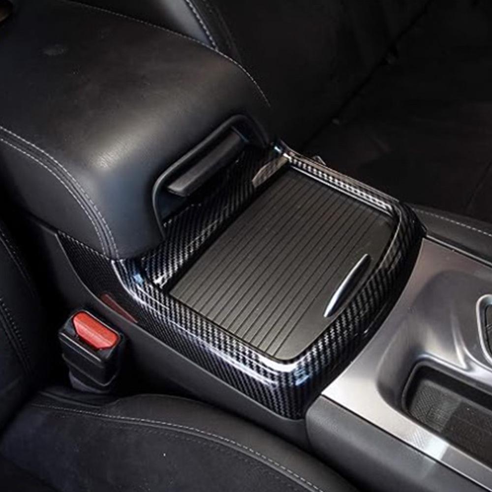 Beliebte schwarze Getränkehalterabdeckung mit Frontablauf für Dodge Warrior Modelle 2016-2021