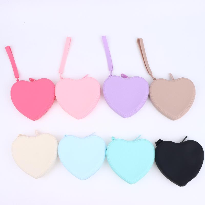 Portable Silicone Coin Purse Waterproof Heart-Shaped Small Wrist Wallet Solid Color Zipper Travel Sundries Storage Bag