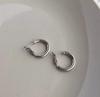 Silver Needle Geometric Heart Hoop Earrings - Retro & High-End Style for a Bold Look