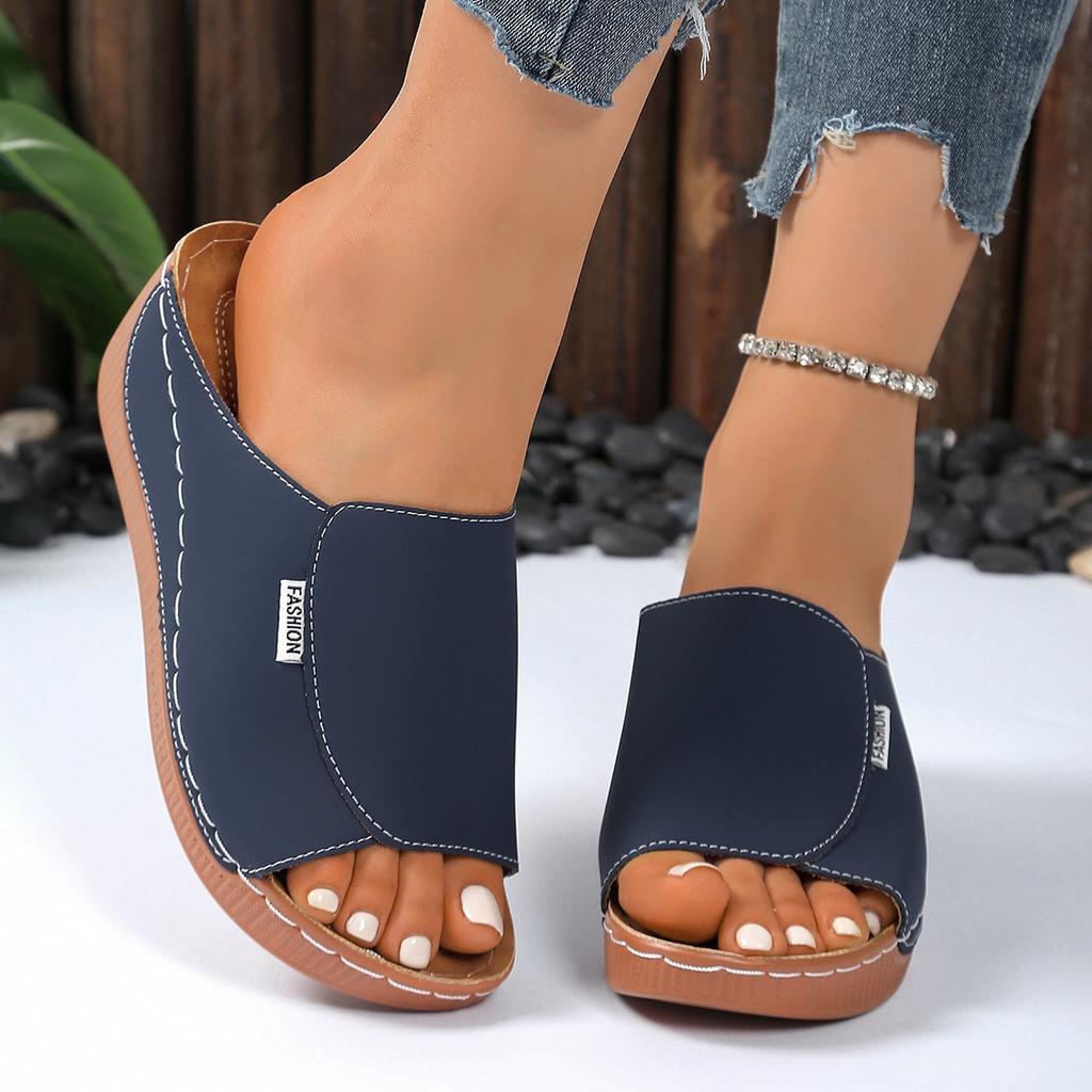 Summer new large-size women's shoes, comfortable wedge heels, slippers, and large-size sandals.