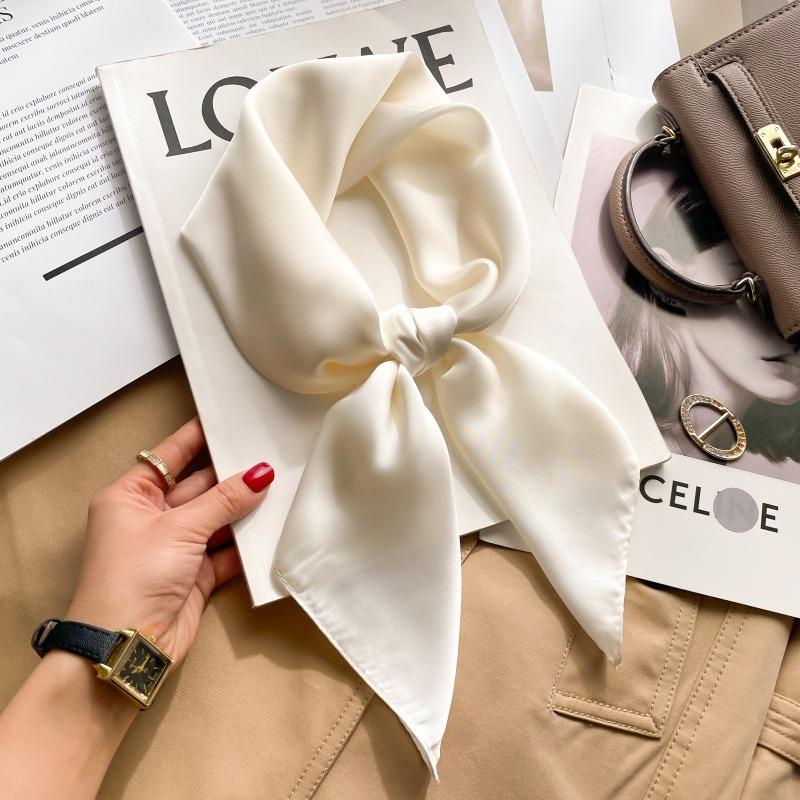 Zhang Ruonan silk scarf women's spring and summer new fashion retro accessories scarf neck high-end small square scarf
