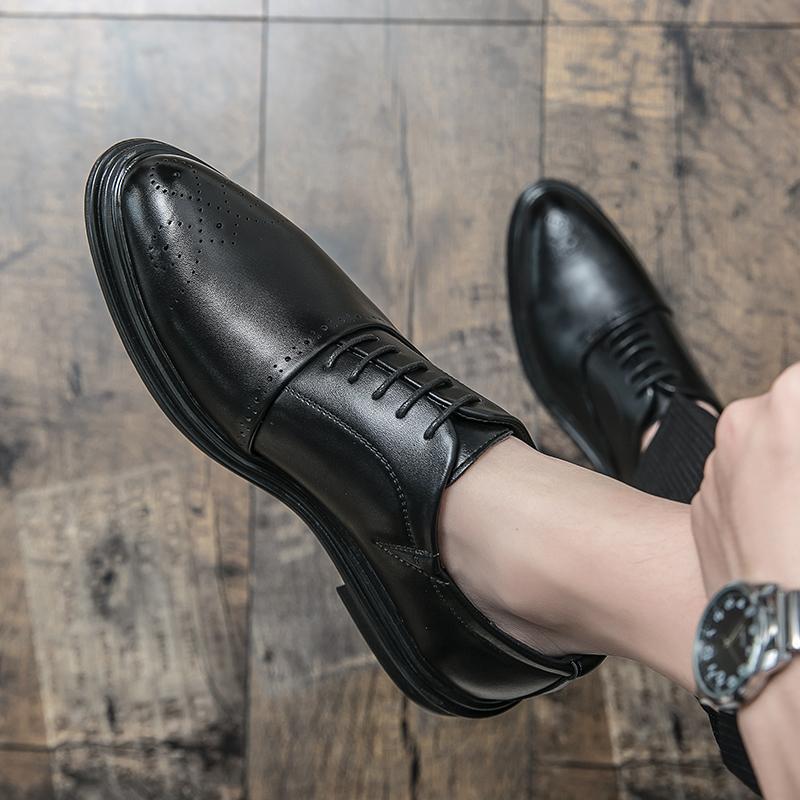 Men’s Brogues Derbys Formal Business Leather Shoes Men Retro Style Tuxedo Wedding Classic Dress Shoes Over Sized