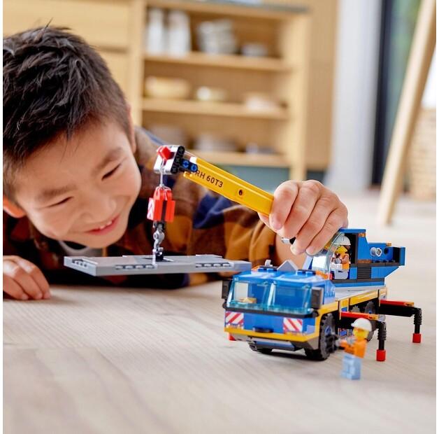 LEGO City 60324 Mobile Crane