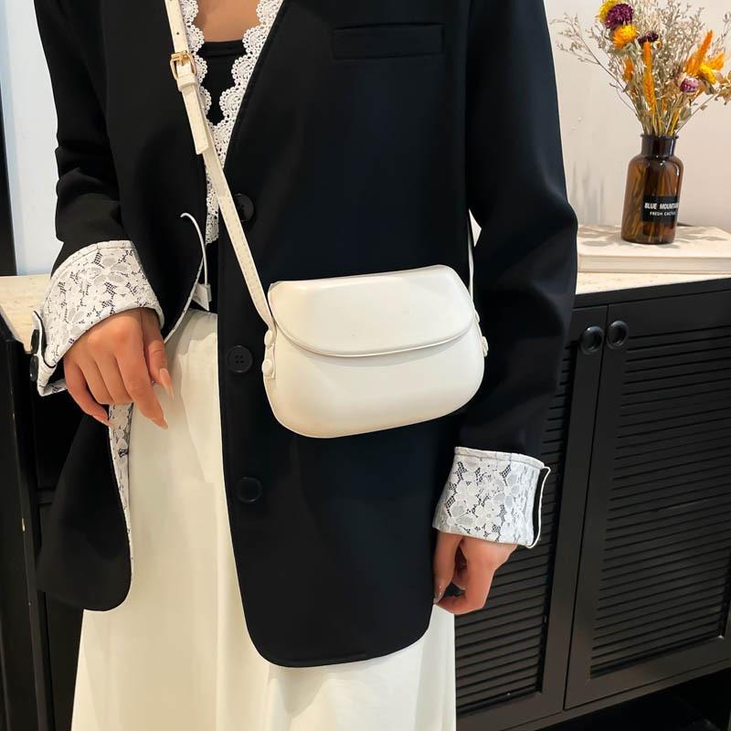 Summer New Casual Saddle Bag Simple Solid Color Versatile Daily Commute Shoulder Messenger Bag Women's Bag