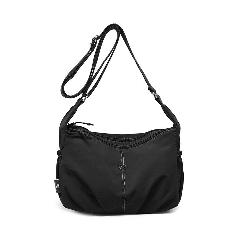 Lässige leichte mehrlagige Umhängetasche Damen neue minimalistische Stil Arbeits-Nylon-Pendler-Tasche Sport-Schultertasche