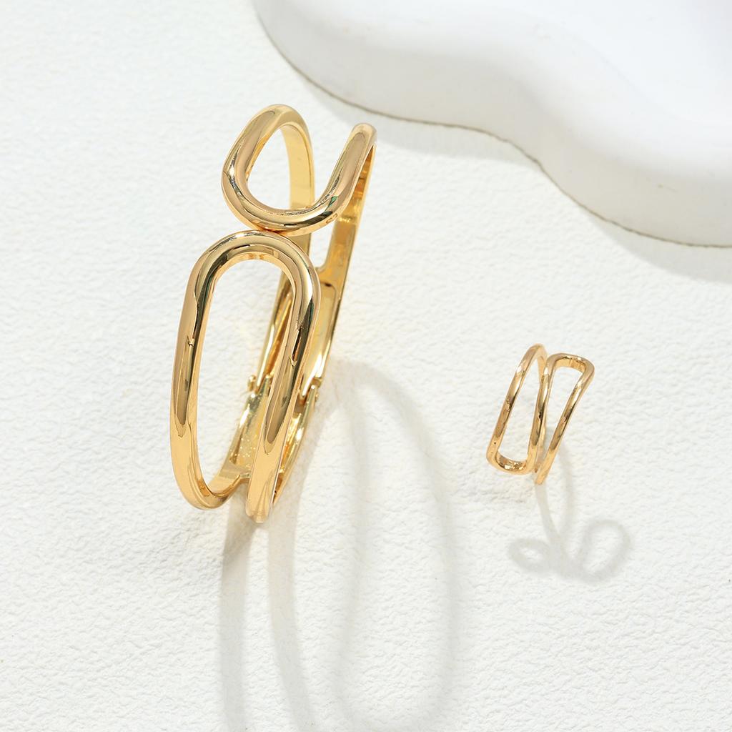 Versatile metal line geometric round hollow bracelet ring jewelry set