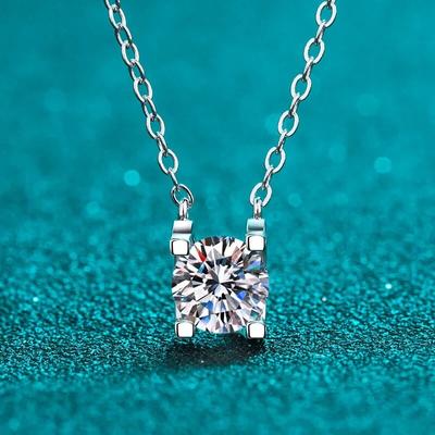 Neue 925 Sterling Silber Moissanit Halskette für Frauen Klassische Neue Bull Kopf Seiko D Farbe 1 Karat Anhänger Diamant Schmuck