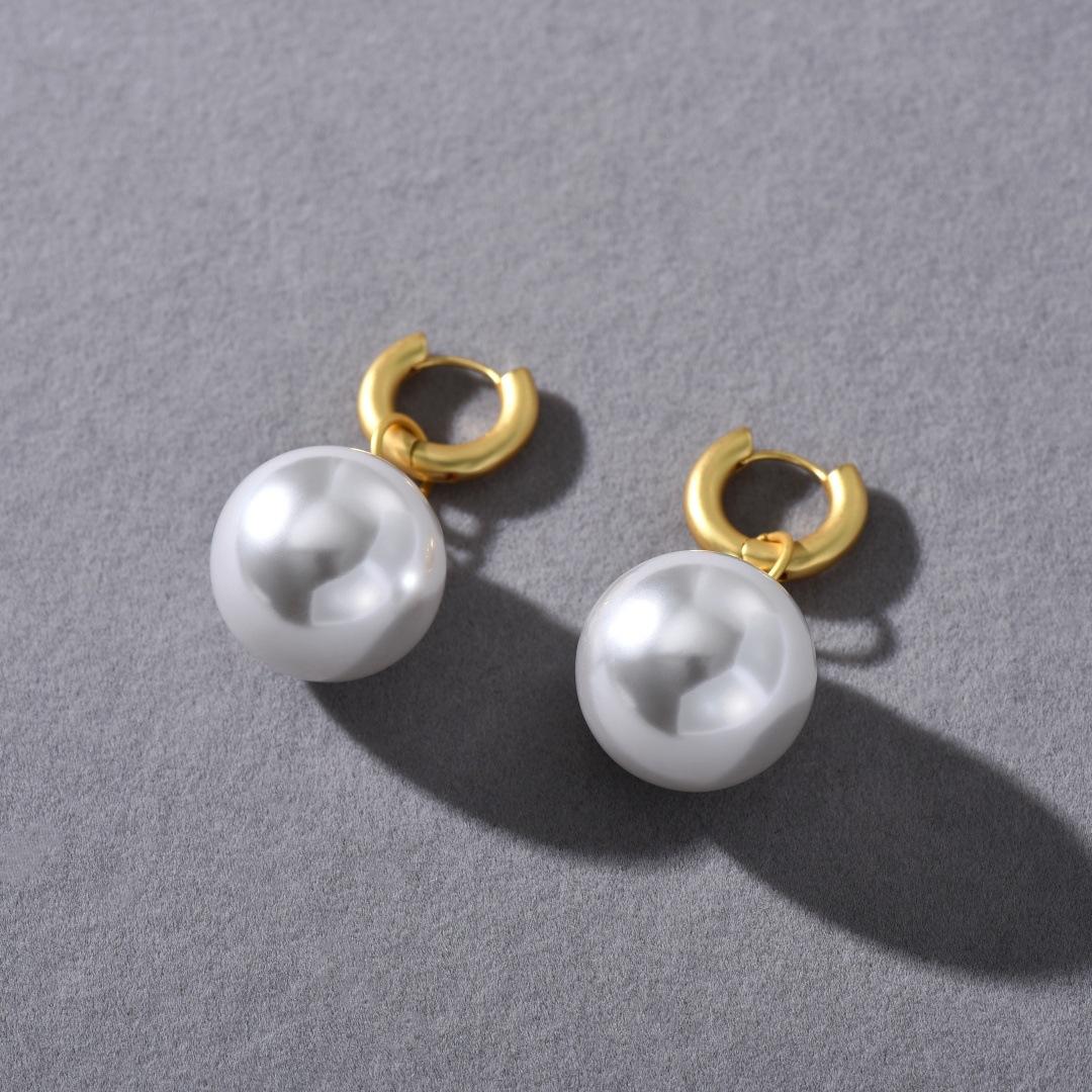Classic Large Pearl Earrings For Women, Simple And Exaggerated Personality Fashion Ear Buckle Copper-Plated 18K Real Gold Earrings For Women