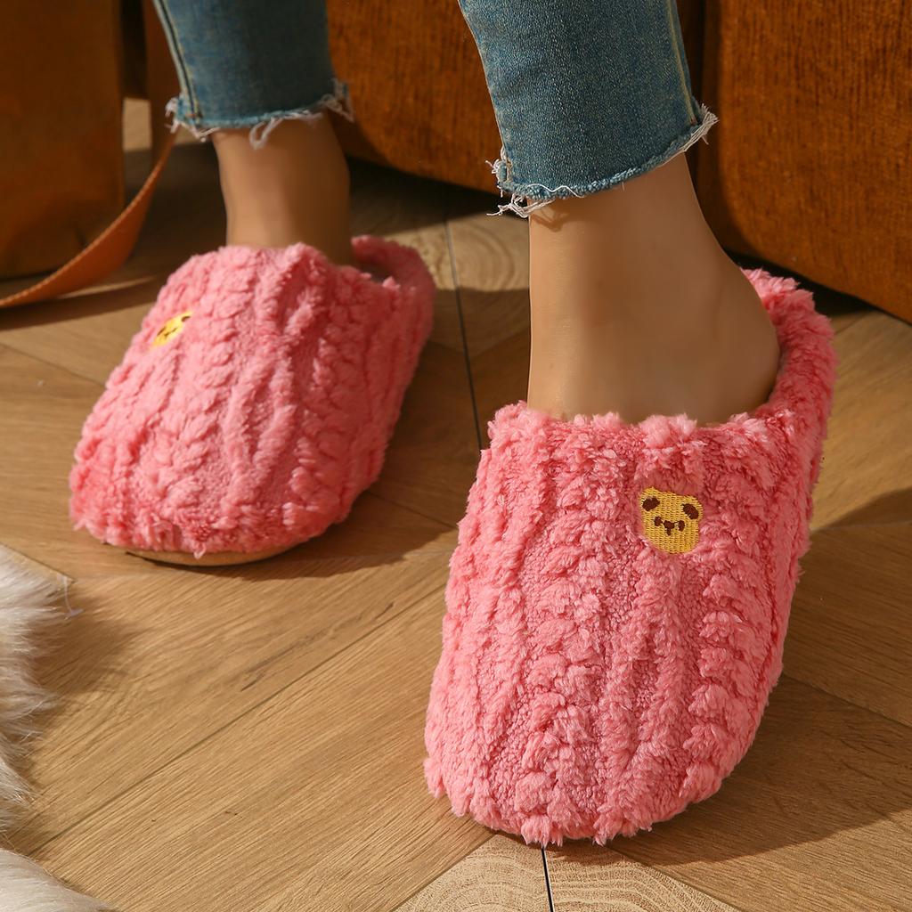 Women's House Slippers Fashionable Trendy Bear Pattern Soft-soled Indoor Slipper for Autumn and Winter