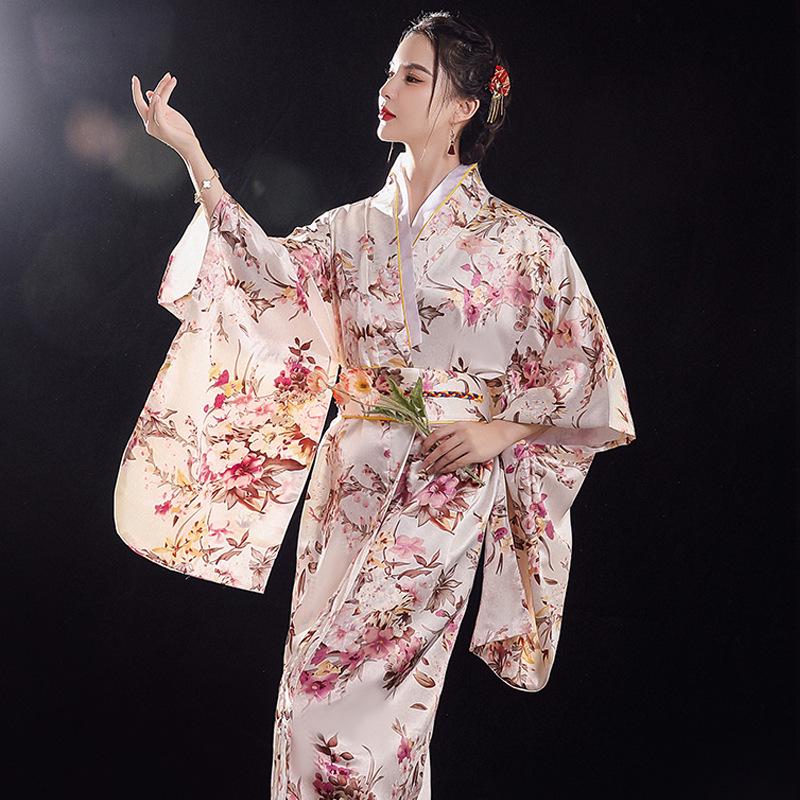 2025 Seiden Plus Size Japanischer Kimono Pyjama - Damen Trendiges Douyin-Inspiriertes Gewand Bademantel Hauskleidung