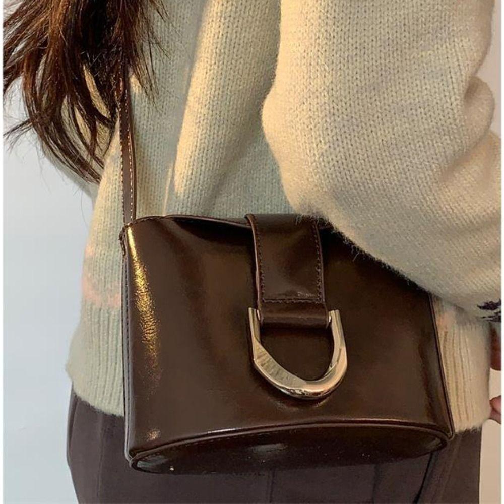 Korean Style Flap Crossbody Bags Fashion Design Versatile Saddle Bag Retro Bucket Bag  Outdoor