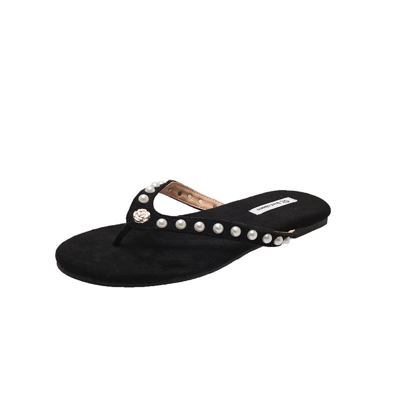 French Retro Flip-flops Women's Summer Outer Wear 2025 New with Skirt Flat Bottom Pinch Casual Beach Cool Slippers